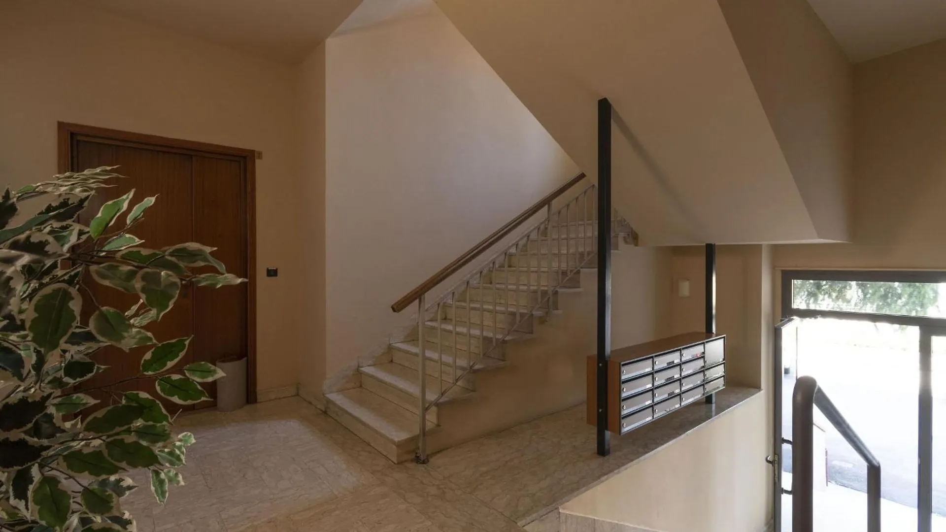 Italian Experience-Florence Suite Retreat 0*, Florence
